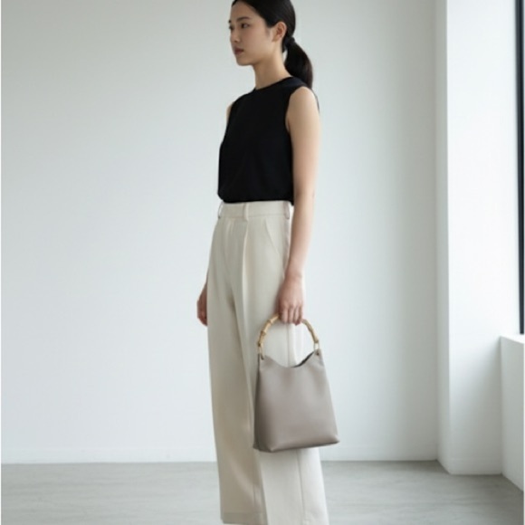 Vintage Gucci taupe grey leather bamboo handle tote bag with matching pouch - Picture 14 of 16